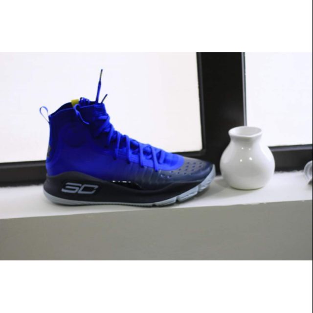 Giày bóng rổ Under Armour Curry 4 More Fun size 42