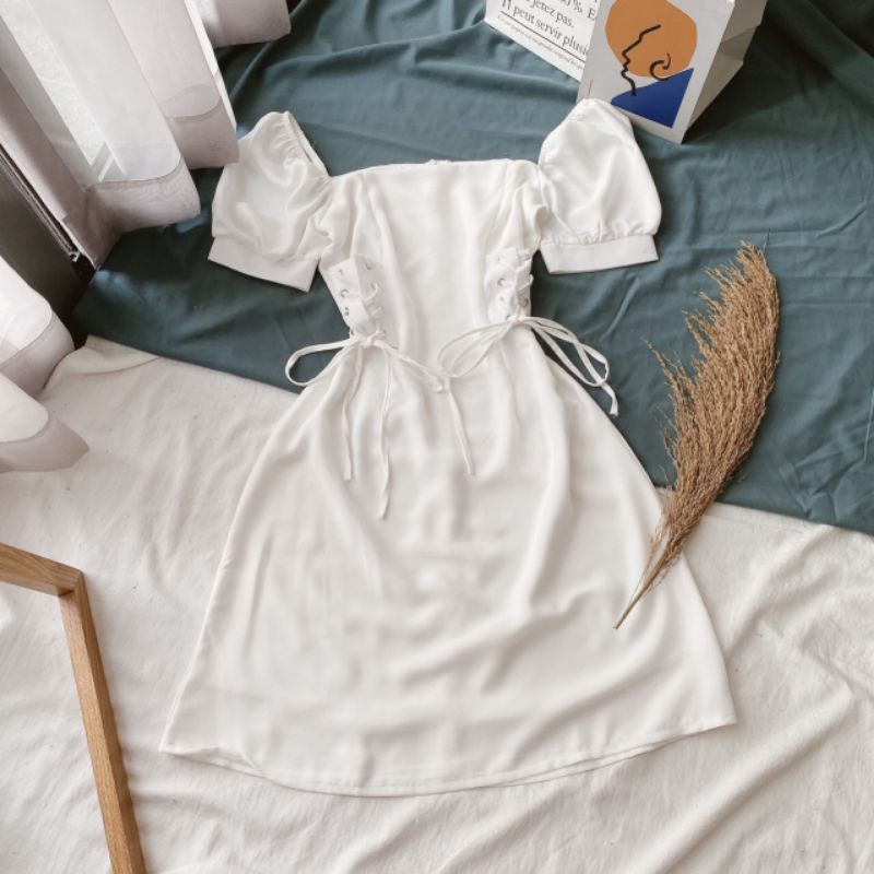 Đầm trắng tay phồng đan eo | BigBuy360 - bigbuy360.vn