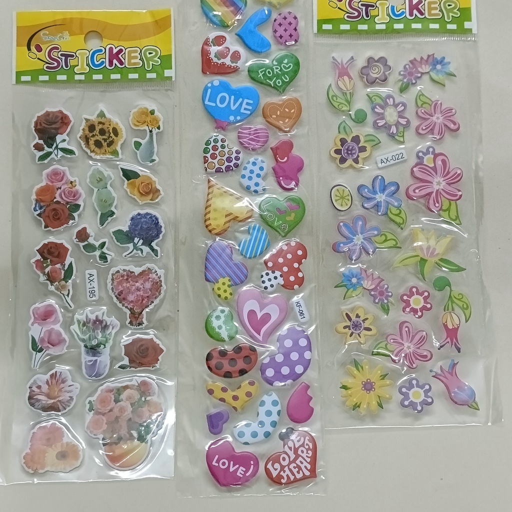 Sticker Dán 3D Trang Trí Bình Nước Dễ Thương