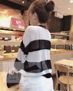 ÁO LEN KẺ ĐAN MÓC FORM THỤNG