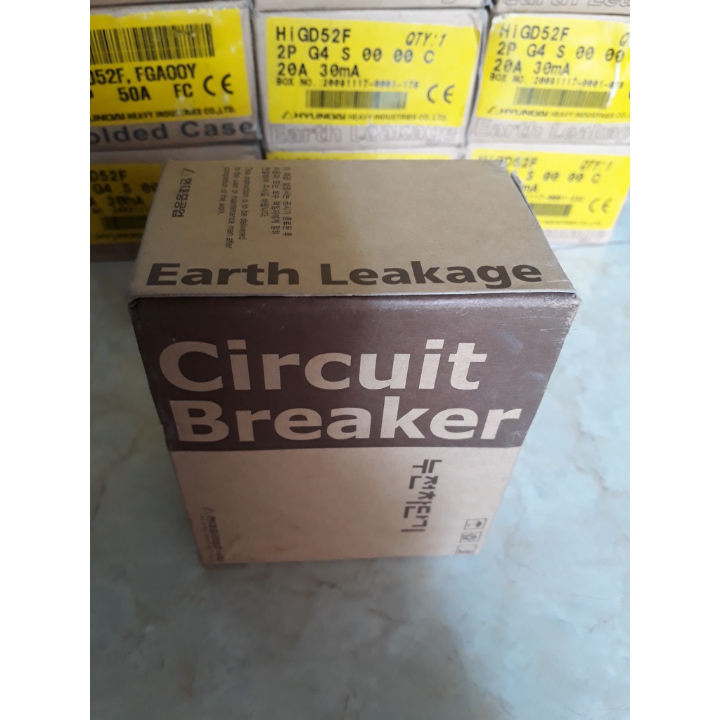 Aptomat chống giật HYUNDAI ELCB 2P, 20A, 5kA, 30mA chính hãng nội địa Hàn Quốc tồn kho.Chưa sử dụng, còn nguyên hộp.