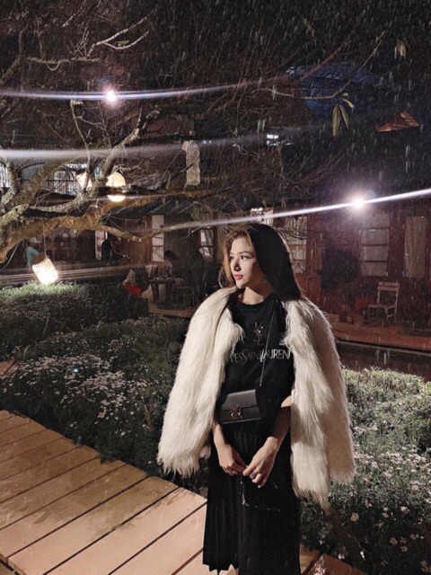 𝐂𝐎́ 𝐒𝐀̆̃𝐍. Áo Lông Choàng Quảng Châu Sang Chảnh