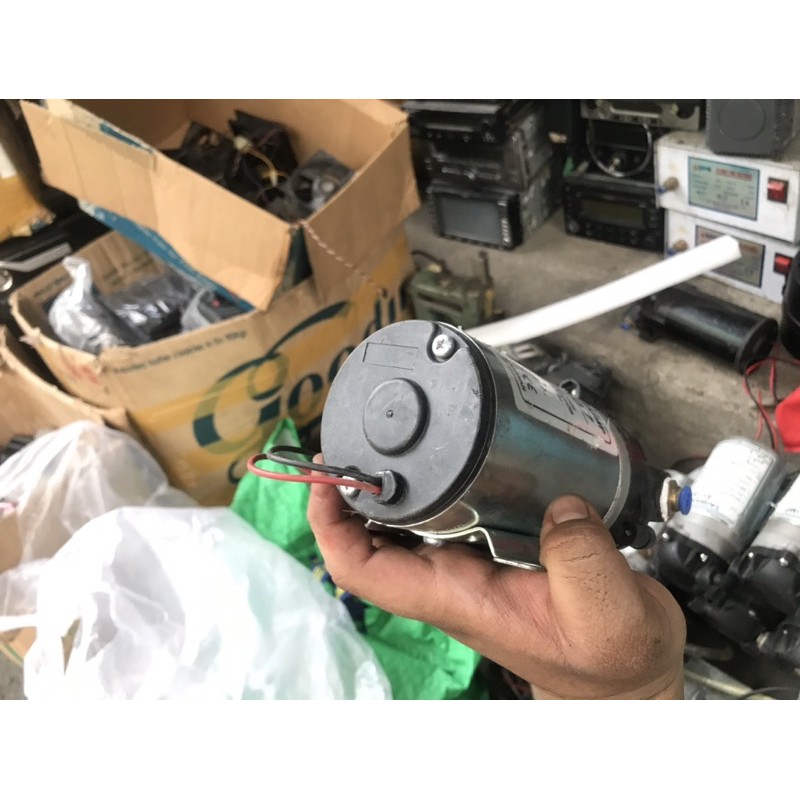 1 cái motor phun sương 24v còn chạy điện dành cho thợ | BigBuy360 - bigbuy360.vn