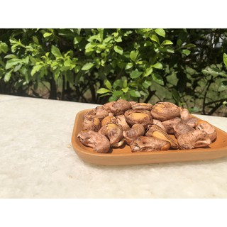 Hạt điều vỡ rang muối nguyên vỏ