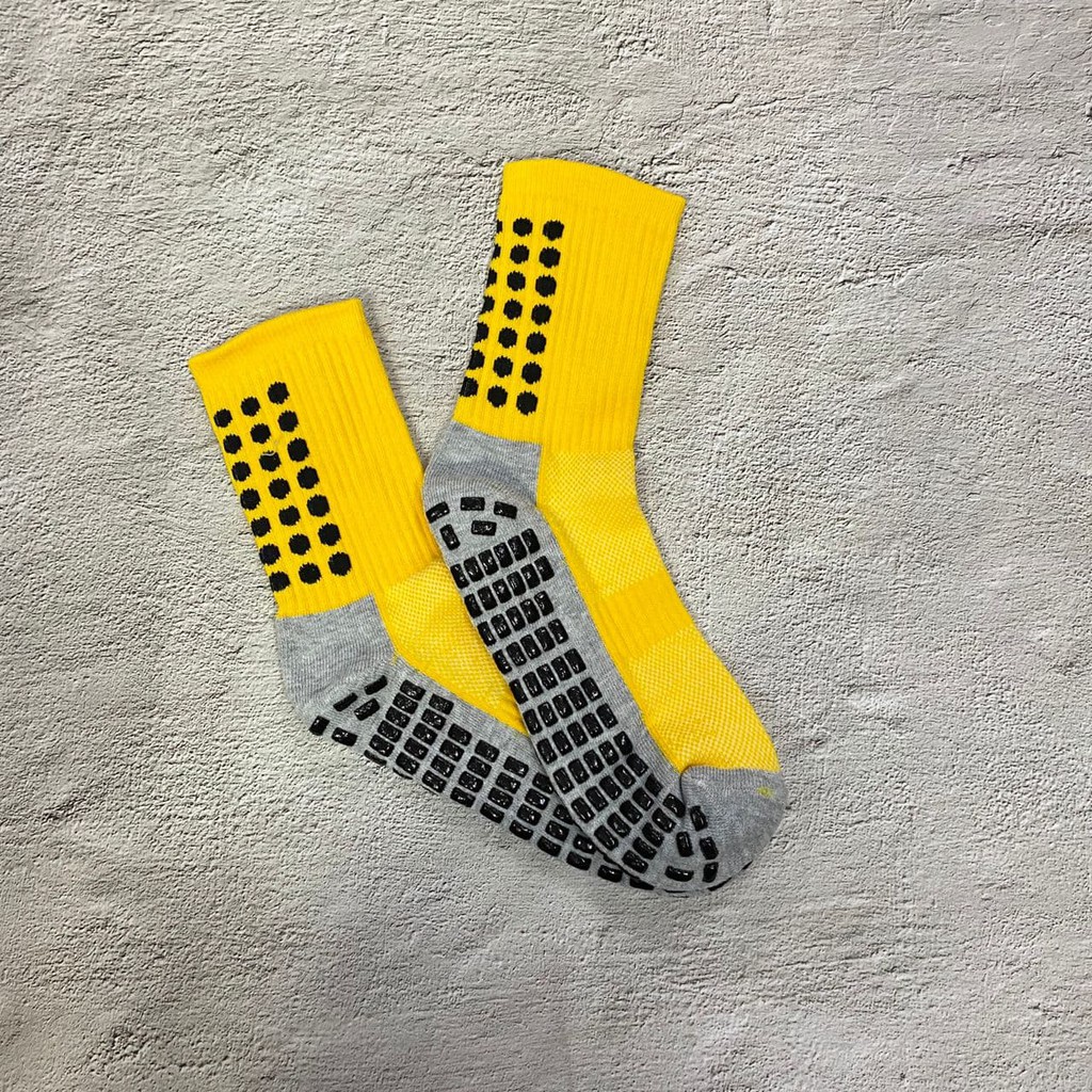 Tất đá bóng chống trượt trơn nam nữ ngắn