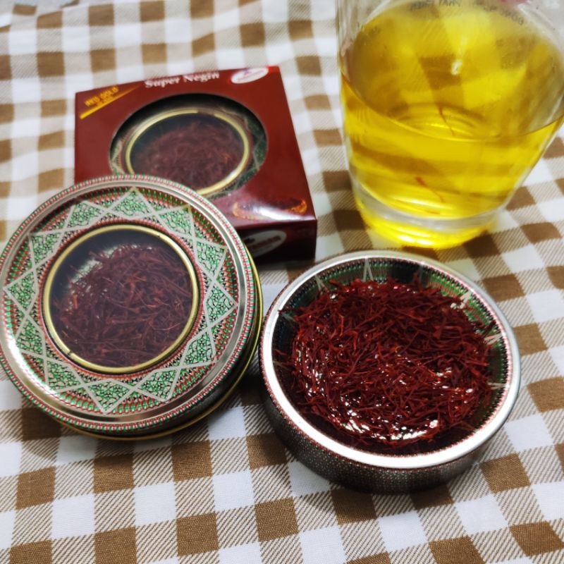 ❤SIÊU SALE❤Hộp 1gr Saffron Nhụy Hoa Nghệ Tây Iran Loại 1 Negin thương hiệu Bahraman hộp thiếc | BigBuy360 - bigbuy360.vn