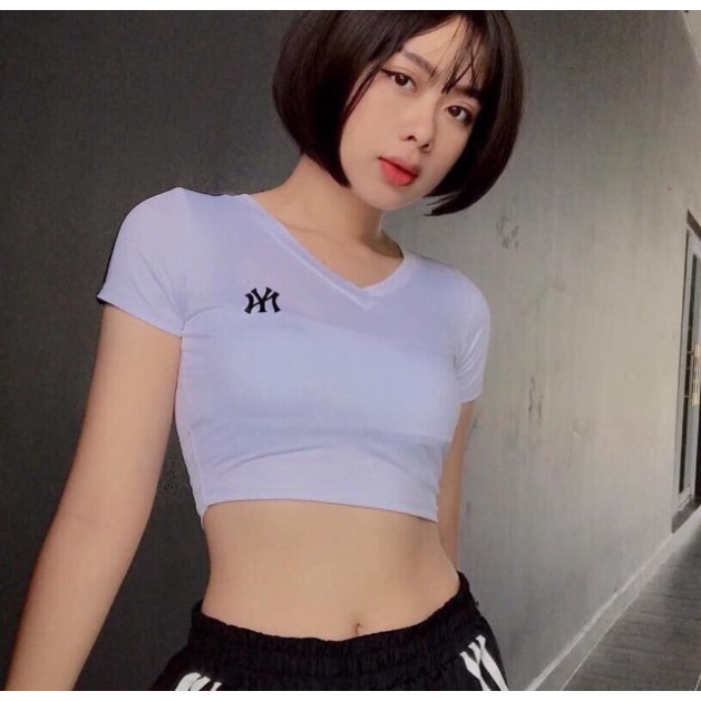 Áo Croptop Có Tay 2 Sọc Tập Gym Nữ Siêu Xinh