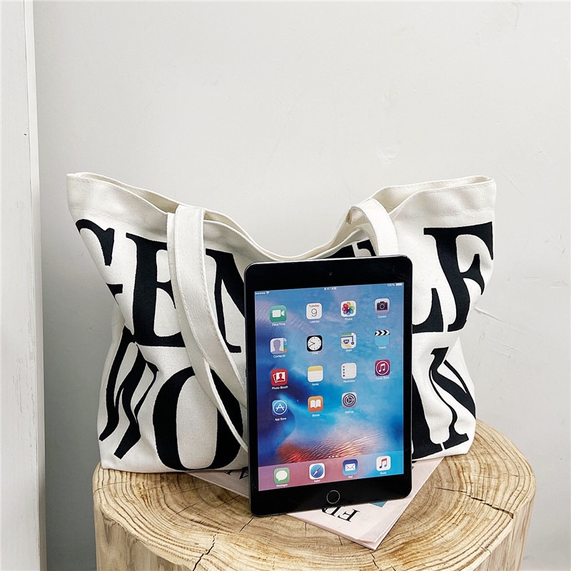 Túi Xách Nữ Vải Canvas In Chữ Thời Trang Mới
