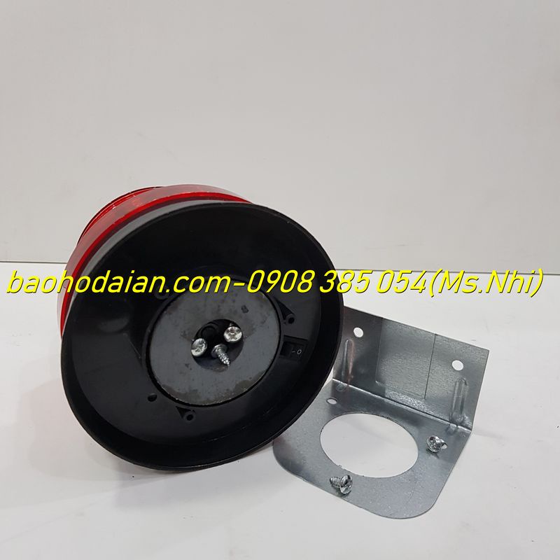 Đèn Cảnh Báo Tín Hiệu Sử Dụng Năng Lượng Mặt Trời/ Đèn Công trình Giao thông Đ-RKH-001S - Hình Thật