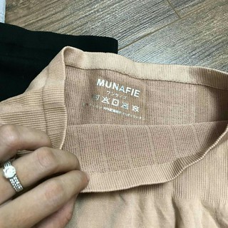 Quần mặc trong váy cạp cao gen bụng