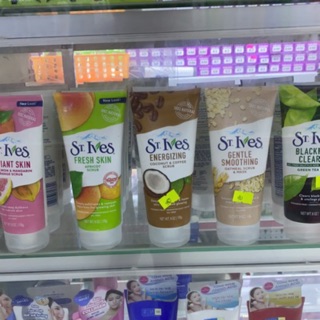 Sữa rửa mặt tẩy tế bào chết st.ives