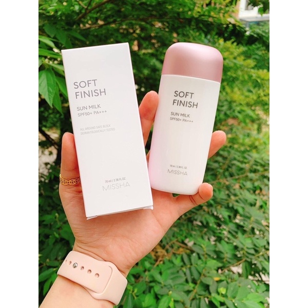 Kem chống nắng Misha hồng