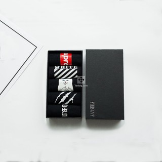 Hộp Tất Off White, Supreme