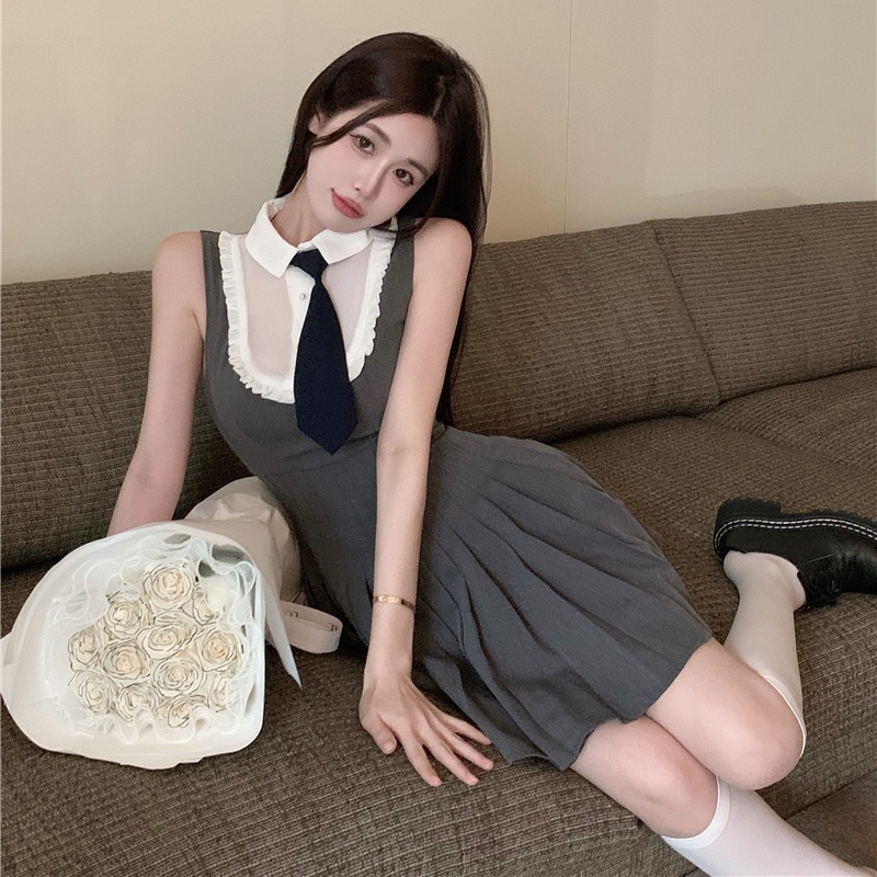 Đầm Xếp Ly Sát Nách Cổ Bẻ Thời Trang Trẻ Trung Cho Nữ