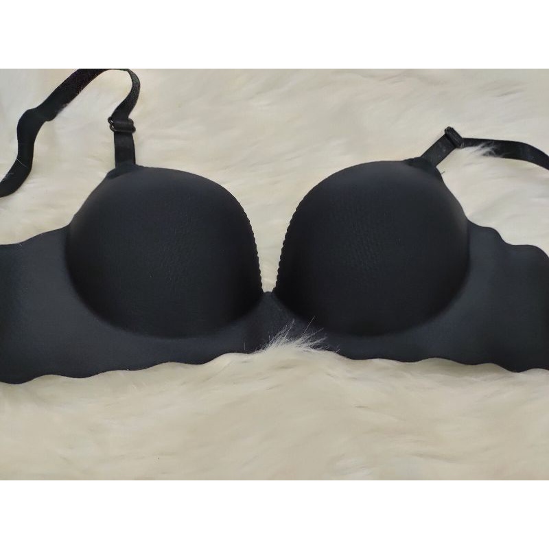 Áo ngực còn ít mẫu sale