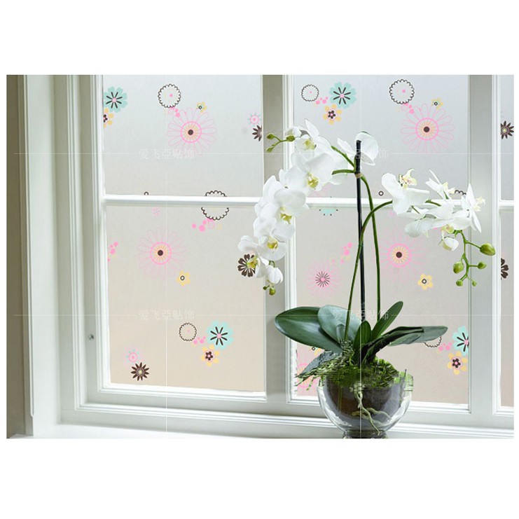 Giấy dán kính vườn hoa sắc màu