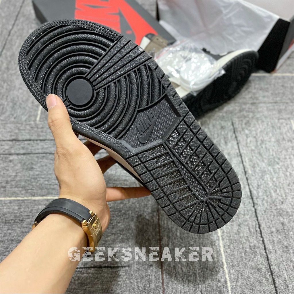 [GeekSneaker[ Giày Jordan 1 Dark Mocha - Phiên bản tiêu chuẩn | BigBuy360 - bigbuy360.vn