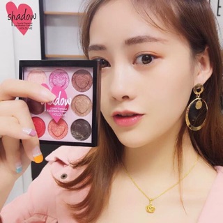 Phấn mắt HOLD LIVE SHADOW Trái tim 9 Ô
