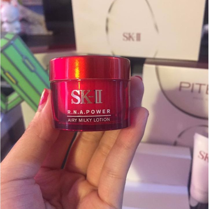 Kem Dưỡng Chống Lão Hóa SK-II R.N.A Power Radical New Age 15g.