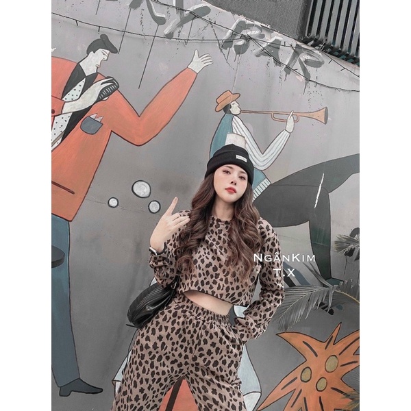 sét thể thao báo croptop
