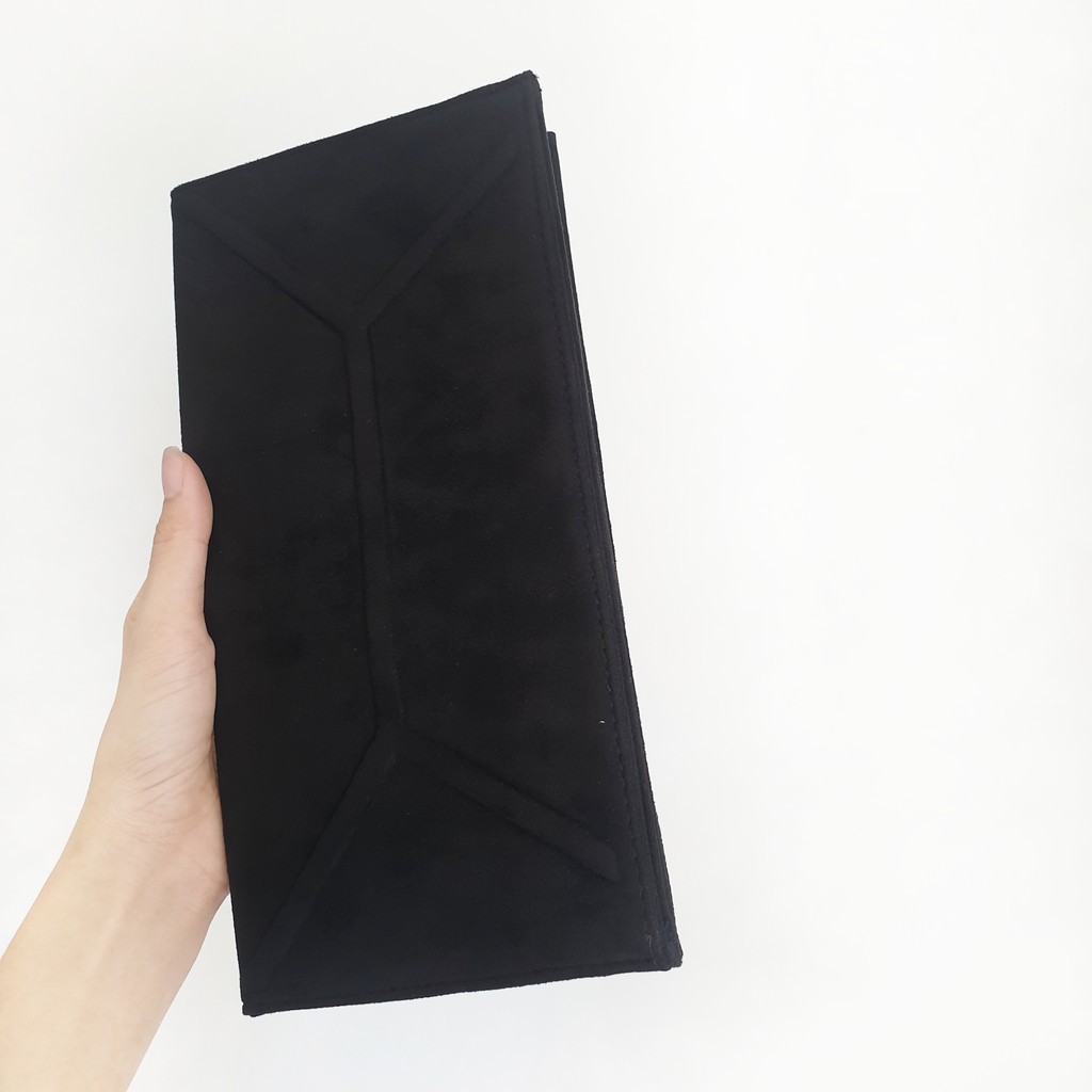 Túi của hãng Shiseido Clutch