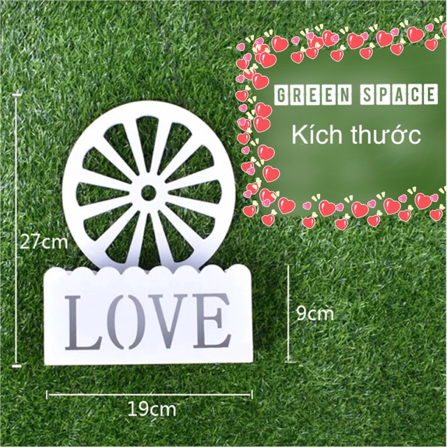 Khay Cắm Hoa Nhựa PVC Chữ Love (không kèm hoa)