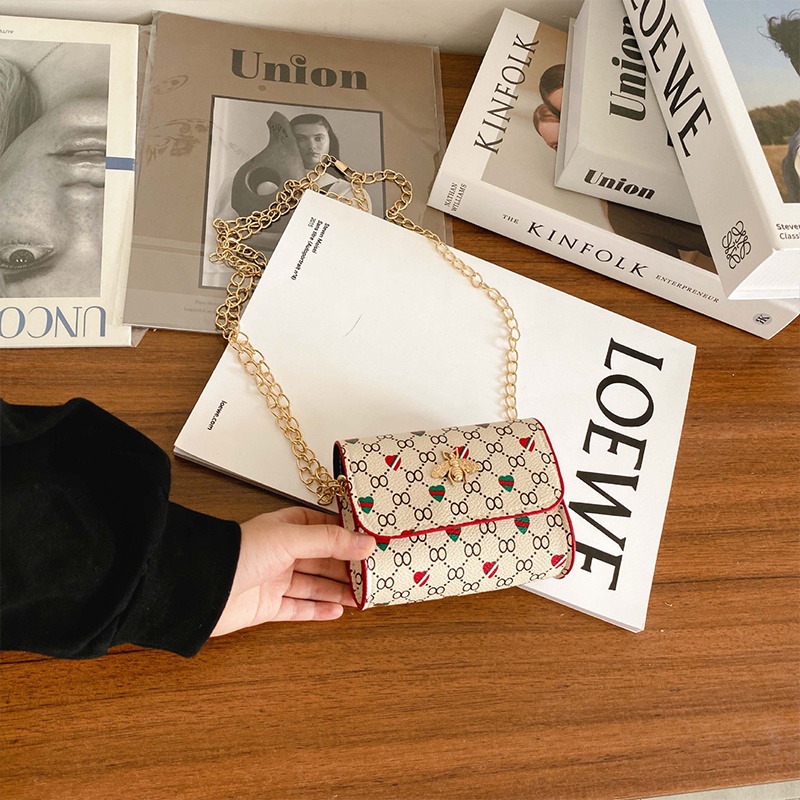 Túi Đeo Chéo In Hình Thời Trang Dành Cho Nữ