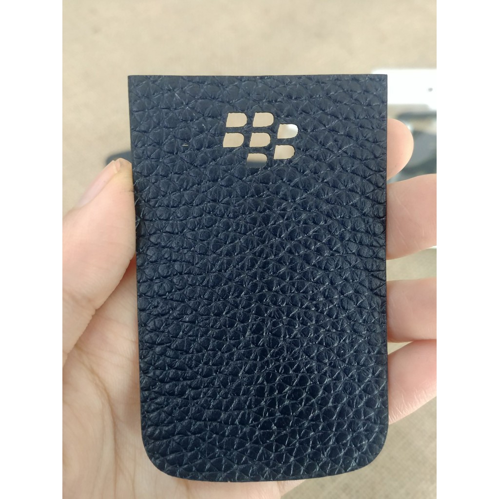 Miếng Dán Da Điện Thoại Blackberry Bold 9900/9930 - Da Bò Thật