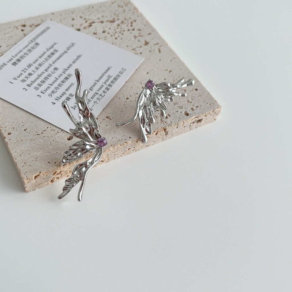 Bông tai hình cánh bướm không đối xứng khí chất sang trọng cổ điển 19A1519