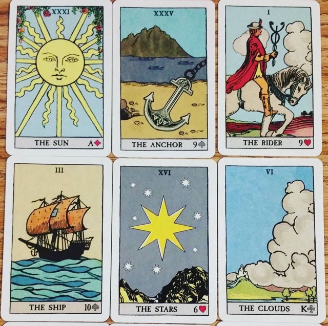 Bài Pixie's Astounding Lenormand