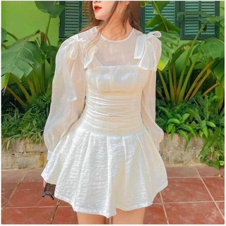ĐẦM TRẮNG DẬP VOAN NƠ VAI