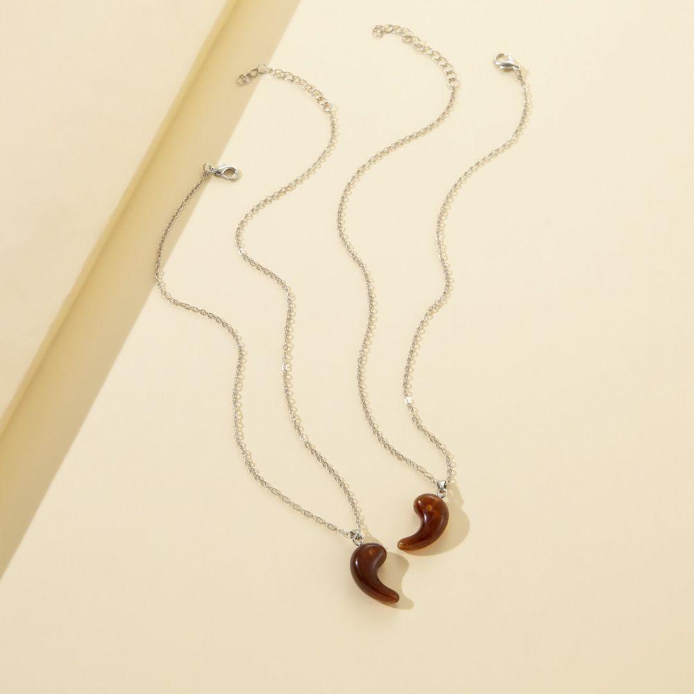 Set 2 Vòng cổ Mặt Đá Resin Hình Giọt Nước Phong Cách Mới Cho Cặp Đôi