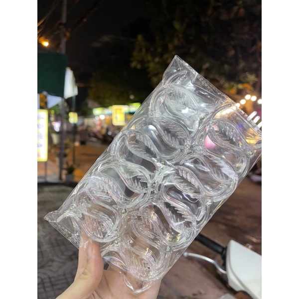 Kẹp gắp trơn 5 răng, 3  răng nhựa cao cấp