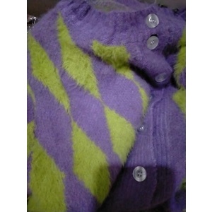 Áo Cardigan IU hình quả trám concert tour Lee Ji Eun len lông | BigBuy360 - bigbuy360.vn