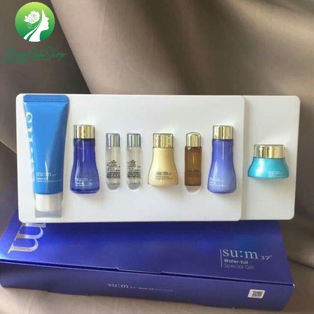 Set dưỡng Mini cấp nước Sum37 Water full Special Gilf Set 8sp