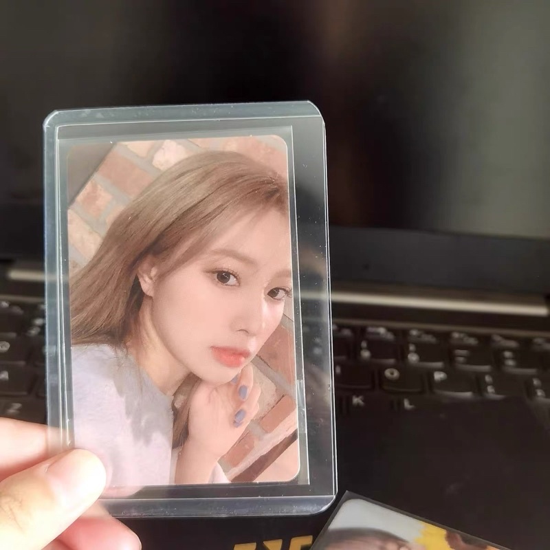 Toploader Glueset dày dặn đựng Card Idol BTS , TXT, Blackpink , Twice …