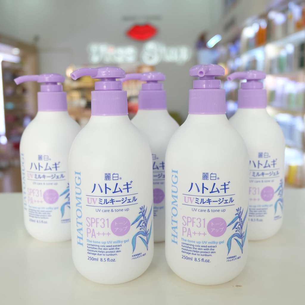 Sữa Dưỡng Thể Chống Nắng Trắng Da Hatomugi Hạt Ý Dĩ Naturie Nhật Bản 250g