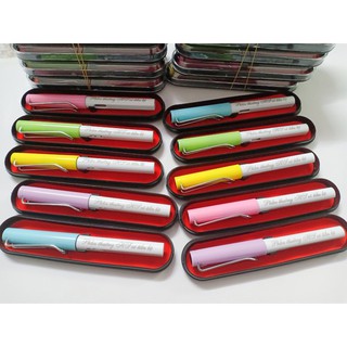 Hộp nhựa đựng bút máy nắp trong tròn