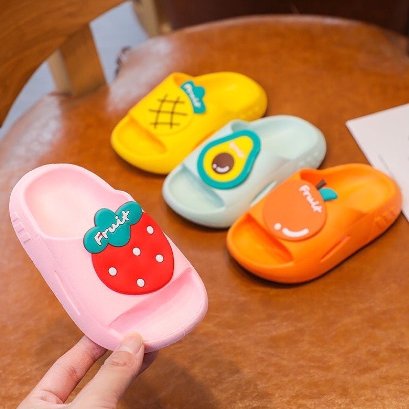Dép lê bánh mì cho bé trai,bé gái dép đúc nguyên khối cho bé mềm dẻo êm chân chống trượt có hình ngộ nghĩnh đáng yêu