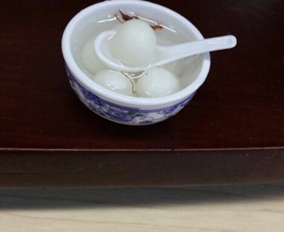 Mô hình đồ ăn cho bé và búp bê