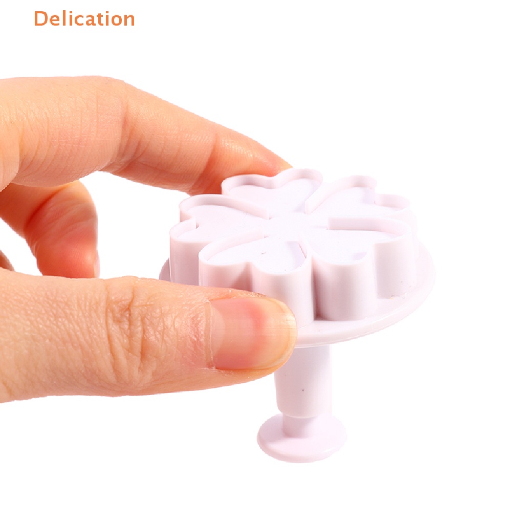 Set 3 Khuôn Nhựa Làm Bánh Hình Hoa / Trái Tim Mini DIY