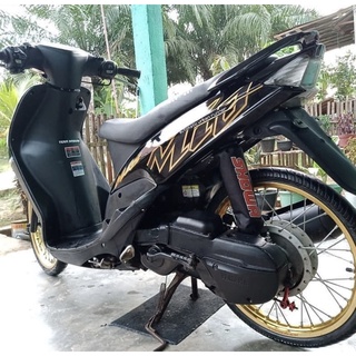 Tem xe Mio đen bóng in crom. Tem đẹp