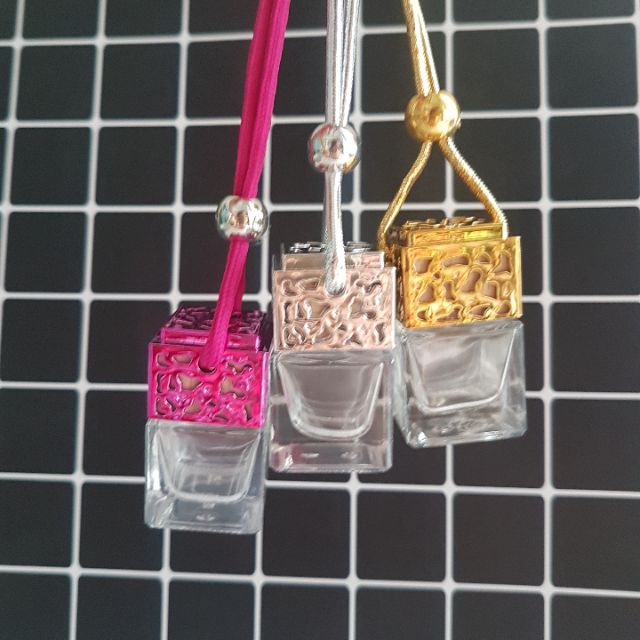 Vỏ chai chiết tinh dầu treo xe hơi - chai treo xe hàng đẹp