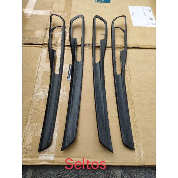 Ốp nội thất Kia Seltos Vân đá