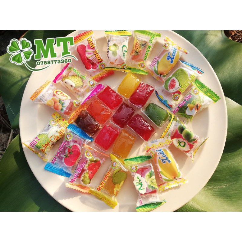 Mứt trái cây thập cẩm 14 loại 1kg ( xoài, mít, sơri, bưởi, khóm,cam, nho, dâu, mãng cầu, mãng cầu me, ổi, cốc, dứa sữa)