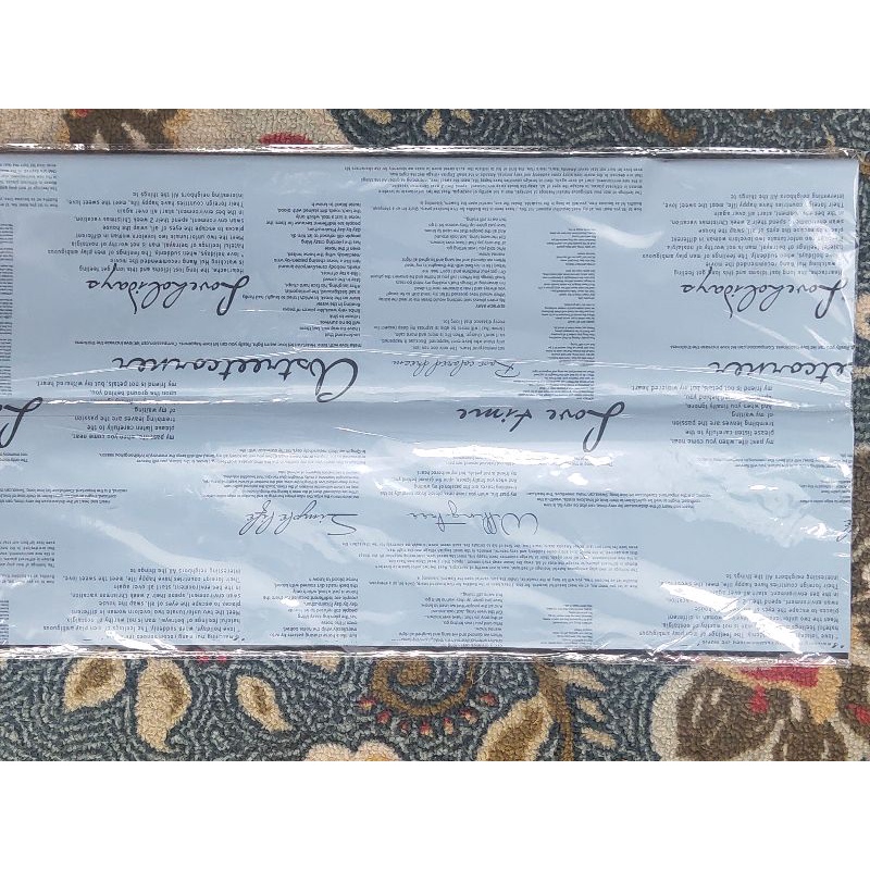 Giấy bóng gói hoa. Set 20 tờ. Love Time. Công cụ làm đẹp và tăng giá trị cho bó hoa của bạn dù bạn là shop hay cá nhân.