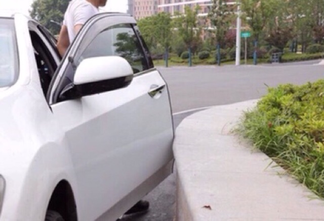 Nẹp Cửa Chữ U Lõi Thép (Cuộn 5m) | BigBuy360 - bigbuy360.vn