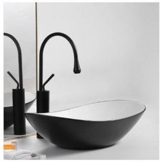 Lavabo đặt bàn hình chiếc thuyền