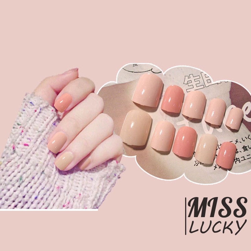 Bộ móng tay giả thời trang cho nữ