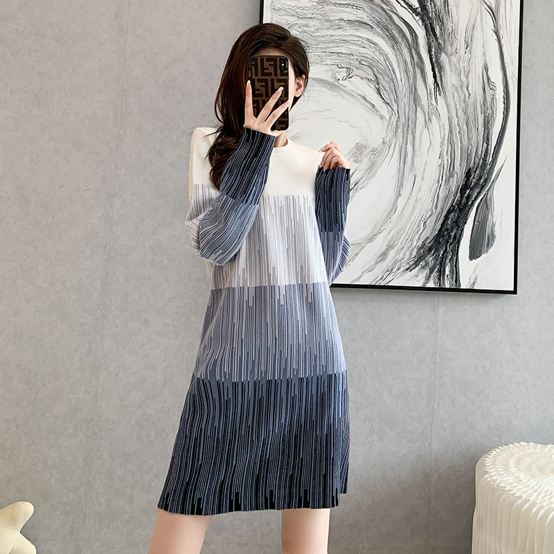Đầm len RMO đẹp, sang, dòng cao cấp